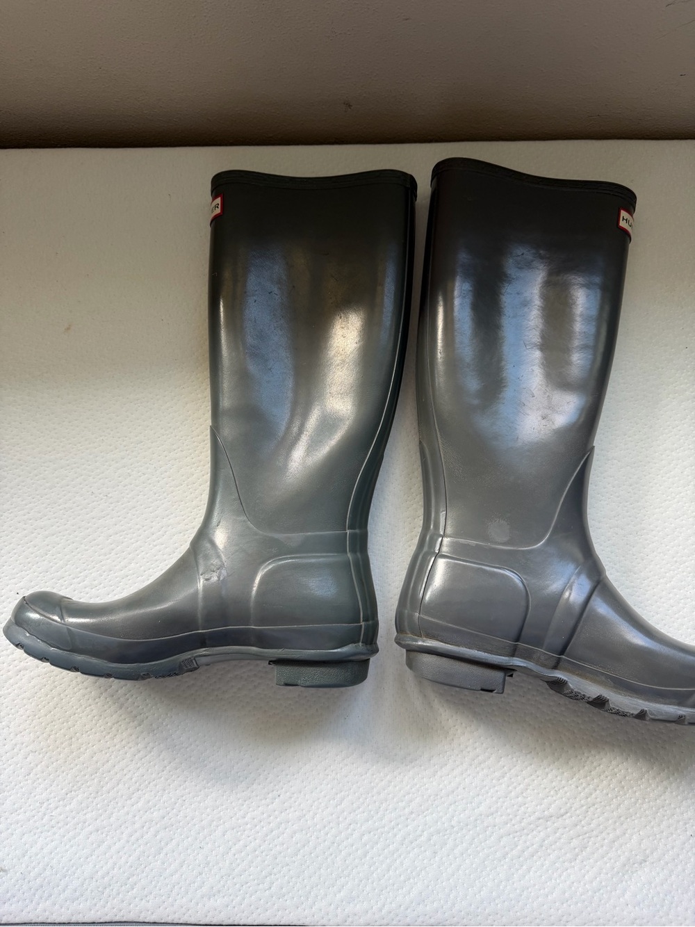 Hunter Gloss Charcoal Tall Rain Boots